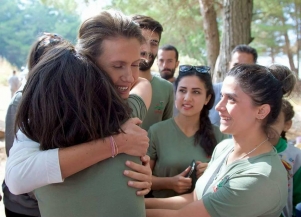 السيدة أسماء الأسد تزور مخيم لبنات وأبناء الشهداء في عرامو بريف اللاذقية ظهر اليوم