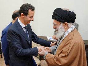  الرئيس الأسد يلتقي قائد الثورة الإسلامية في إيران ورئيس الجمهورية