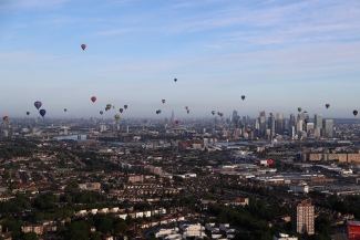 سماء لندن بالألوان.. 46 منطادا في الفعالية السنوية 