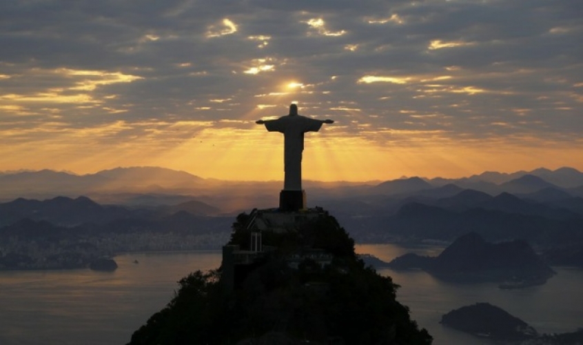 ريو تودع الأولمبياد بحفل 