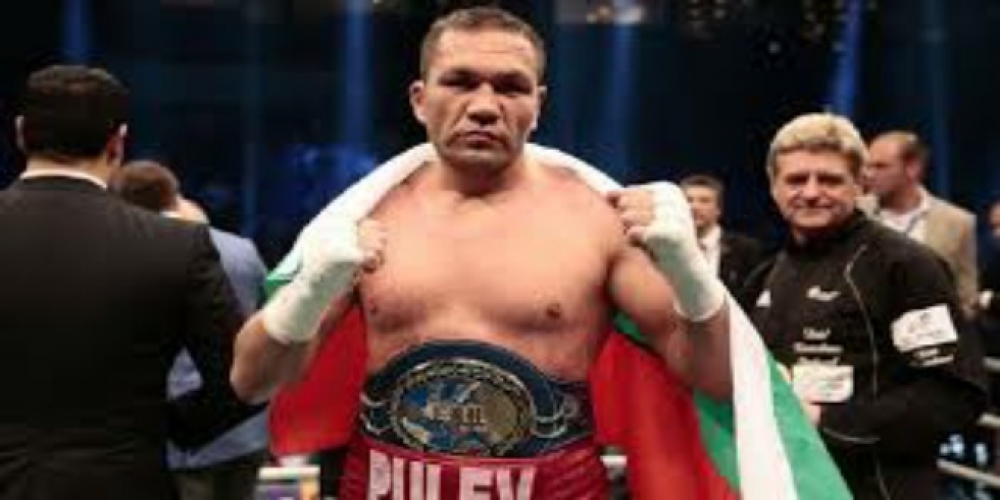 الملاكم البلغاري بوليف يتعهد هزيمة البطل جوشوا