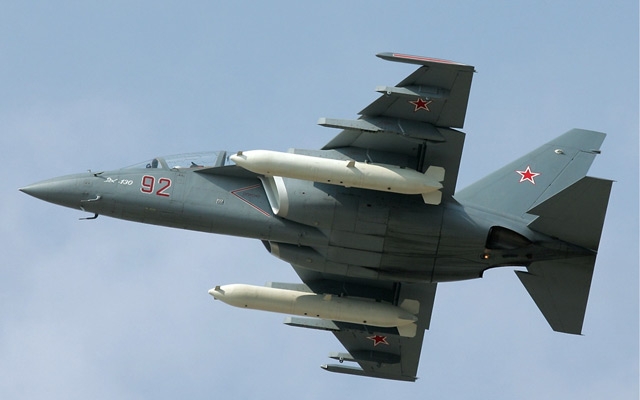 مقاتلة روسية تعترض طائرة تجسس أمريكية