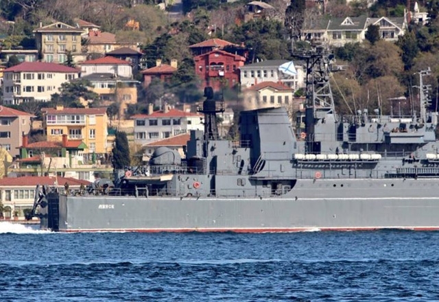  رصد سفينة شحن روسية تنقل اسلحة ثقيلة للجيش السوري
