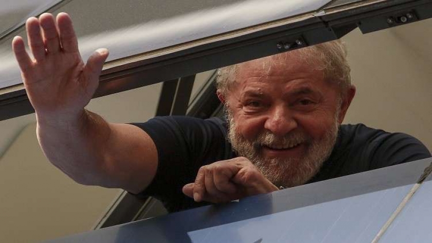  رئيس البرازيل الأسبق دا سيلفا يخرج من السجن لساعات 