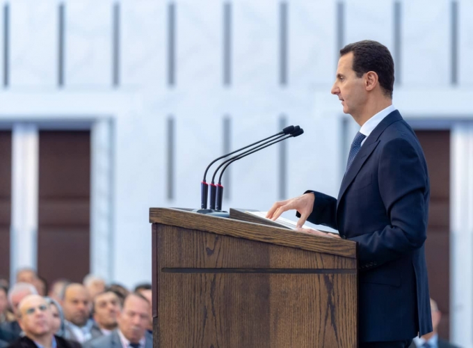 الرئيس الأسد: الوطن مقدس والدستور غير خاضع للمساومة.. مستقبل سورية يقرره السوريون حصرا