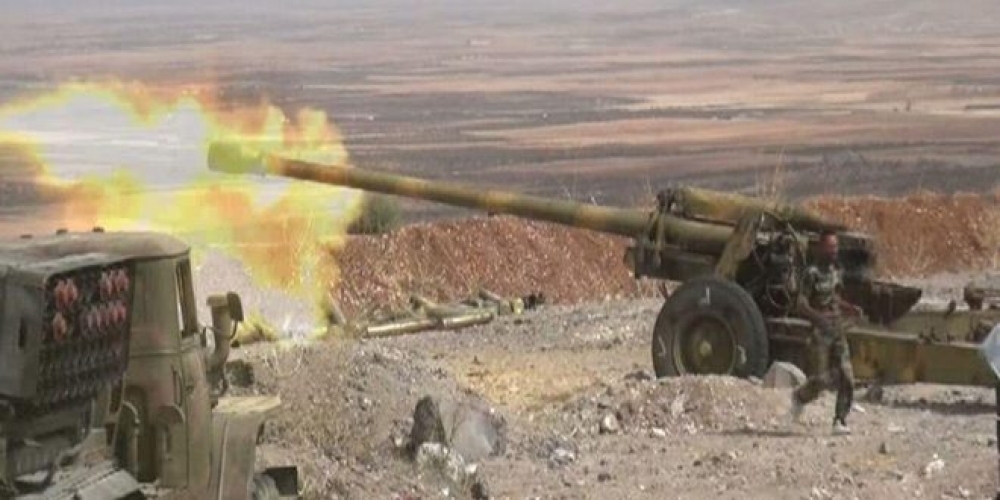 بضربات مدفعية وصاروخية تدمير أوكار ومواقع لإرهابيي “النصرة” بريفي حماة وادلب