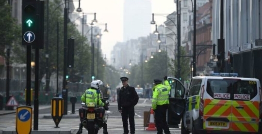 لندن: الشرطة تغلق شارع وايت هول