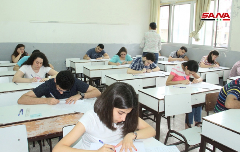 اكثر من 240 ألف طالب يتقدمون إلى امتحانات الشهادة الثانوية بمختلف فروعها