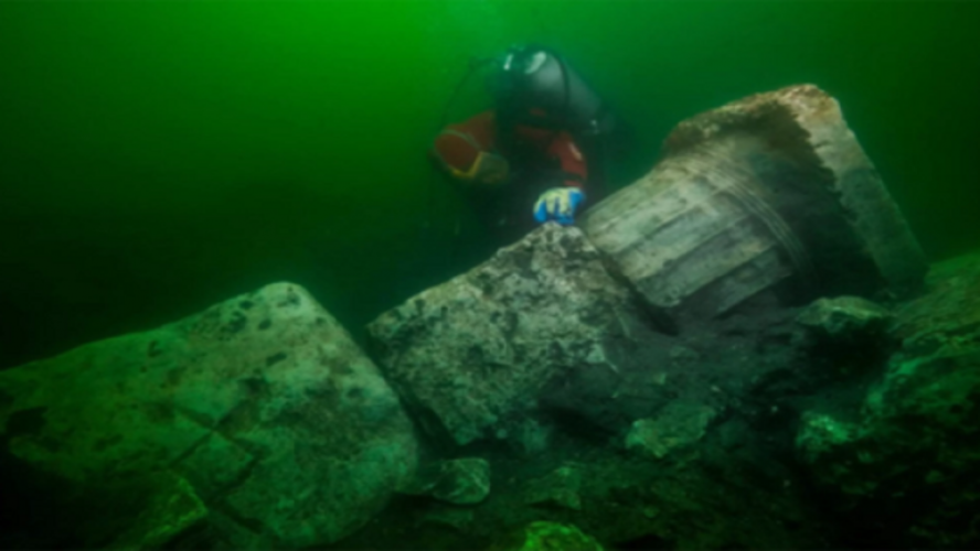 اكتشاف معبد عمره أكثر من 1000 عام تحت الماء في مصر