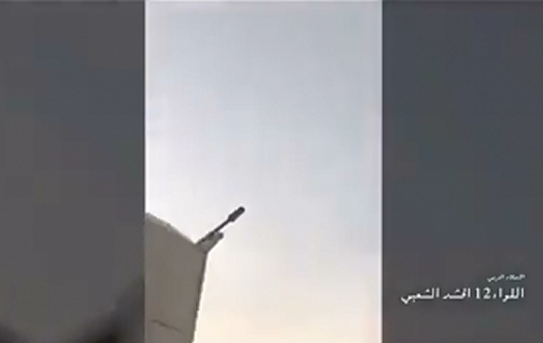  بالفيديو.. لحظة استهداف الحشد الشعبي لطائرة مسيرة اليوم 