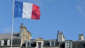 فرنسا تدرس سحب قواتها من التحالف الدولي بعد قرار واشنطن بالانسحاب من شمال سوريا