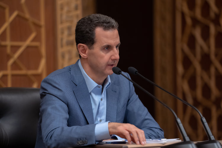  الرئيس الاسد يؤكد ضرورة تفعيل الحوار الهادف بين مختلف الشرائح و على جميع المستويات