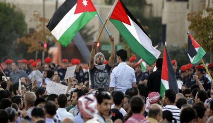 السجن 8 سنوات لأردني استشار رجال دين لفتوى الهجوم على سفارة (إسرائيل) في عمّان‎   
