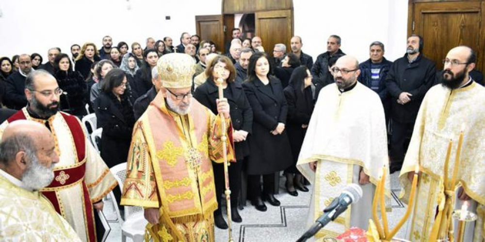 أول قداس إلهي في كنيسة القديس جاورجيوس بعربين بعد تحريرها من الإرهاب   