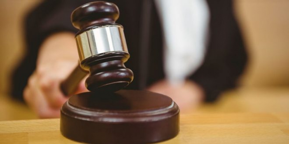 مقتل شخص وإصابة آخر بإطلاق نار في قاعة محكمة شرق روسيا