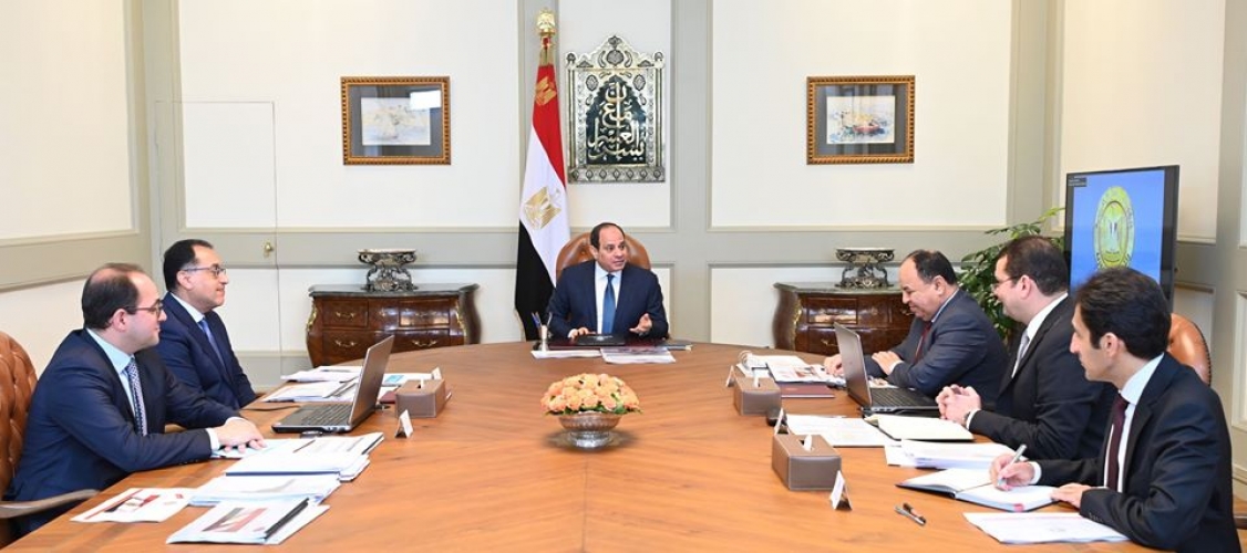 مصر: السيسي يجتمعبوزير الدفاع ورئيس المخابرات بسبب “سد النهضة