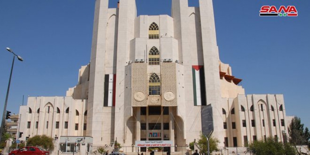 التجارة الداخلية تحدد أسعار المواد الأساسية التي سيتم توزيعها بموجب البطاقة الذكية مطلع شباط القادم   