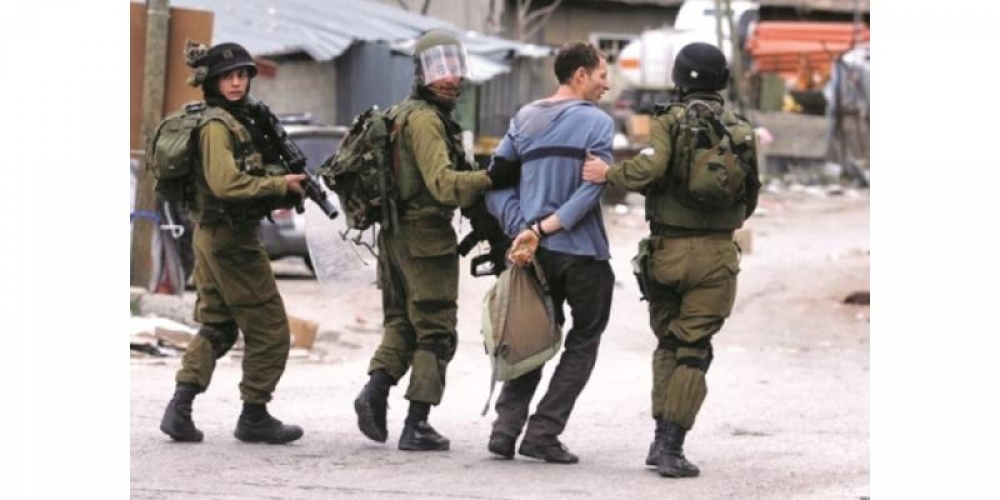 قوات الاحتلال تعتقل ثلاثة فلسطينيين بالقدس المحتلة   