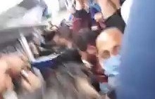 مصر.. فيديو يثير الجدل حول ازدحام المواطنين في أحد وسائل النقل في ظل انتشار كورونا