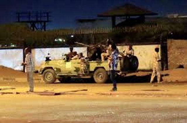 إسقاط طائرة مسيرة حلقت فوق منزل البرهان في الخرطوم