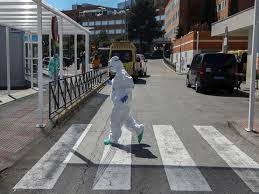 إسبانيا: أكثر من 800 وفاة و7000 إصابة جديدة بكورونا خلال يوم