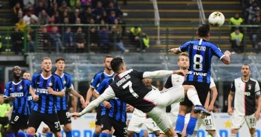 رسمياً.. تخفيض أجور لاعبي الدوري الإيطالى