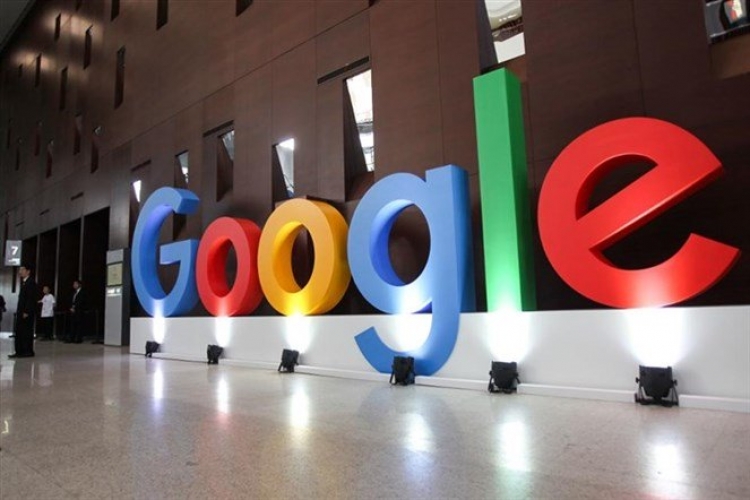 غوغل تتيح إحدى خدماتها المدفوعة مجانا لجميع المستخدمين