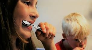 تحذير... هذا ما يحدث لجهازك المناعي عندما لا تغسل أسنانك بانتظام   
