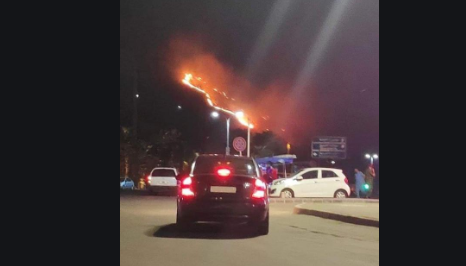 السيطرة على حريق اندلع في منطقة الربوة بدمشق ولا أضرار بشرية