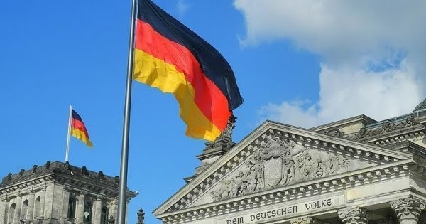 ألمانيا: سنفرض رسوماً على الغاز الأميركي في حال مواصلة الضغط على مشروع 