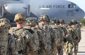 نيويورك تايمز: الجيش الأميركي يواجه أسوأ انشقاق منذ حرب فيتنام   