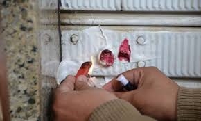 إغلاق معمل بالشمع الأحمر بعد ضبط ٥٧٠٠ كغ دقيق تمويني بريف دمشق 