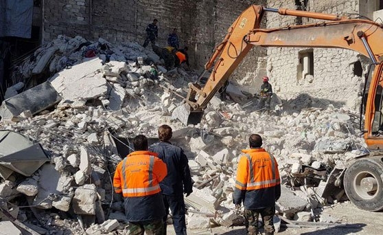 مجلس مدينة اللاذقية يكشف ما وراء انهيار المبنى السكني في حي الغراف