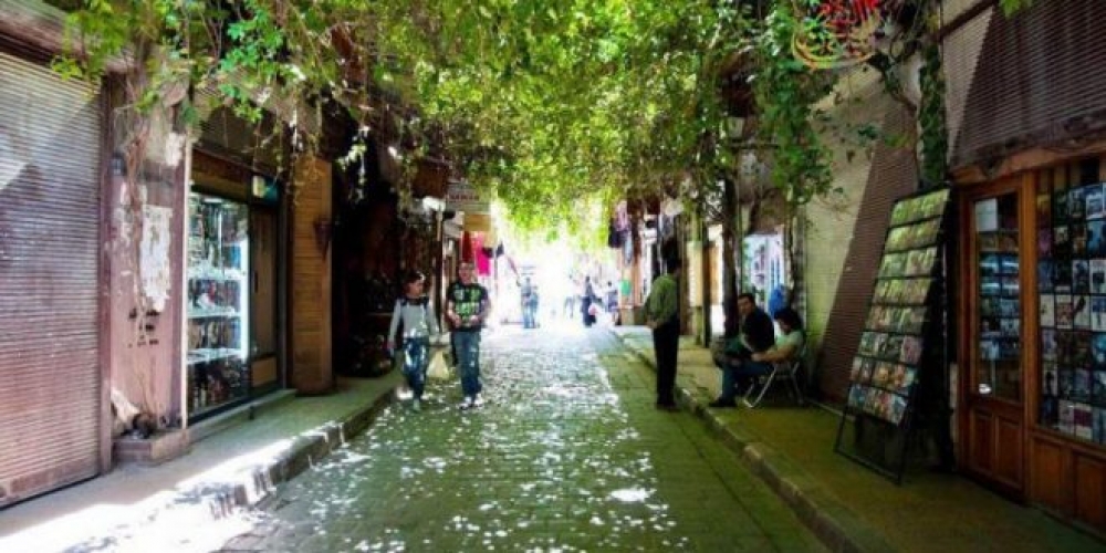 الحرارة أعلى من معدلاتها والجو حاروسديمي