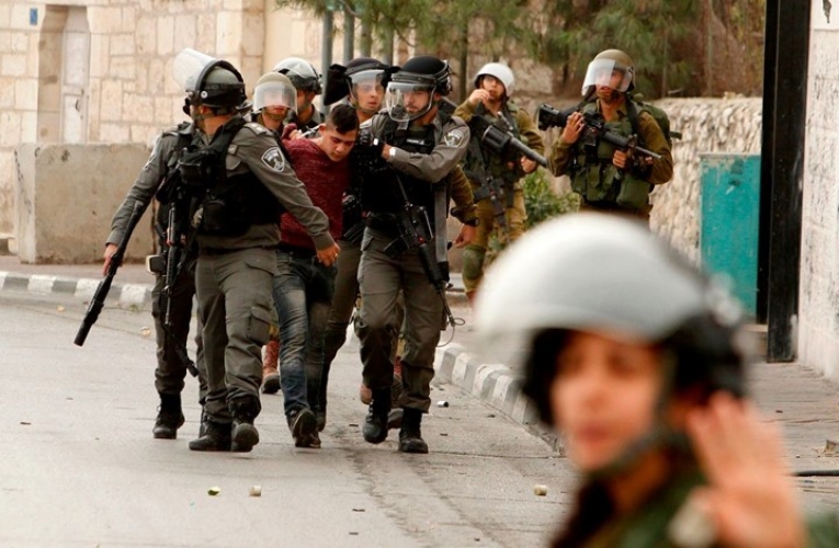 الاحتلال مستمر باعتقال الفلسطينيين ويعلن عن مخطط استيطاني جديد