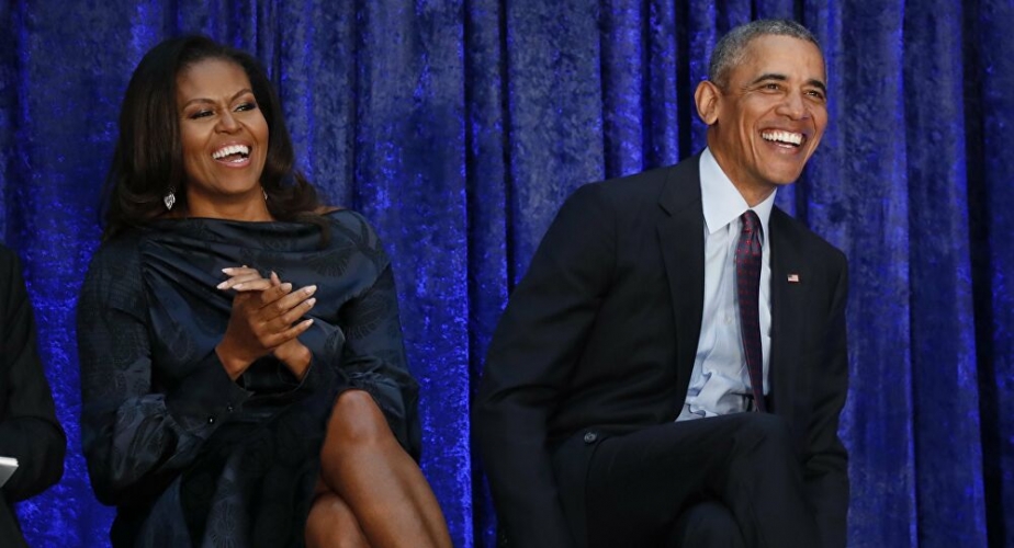 باراك أوباما ضيف أولى حلقات برنامج زوجته الإذاعي!