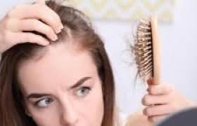 دراسة تكشف 6 أطعمة مفيدة لتقوية الشعر والأظافر   