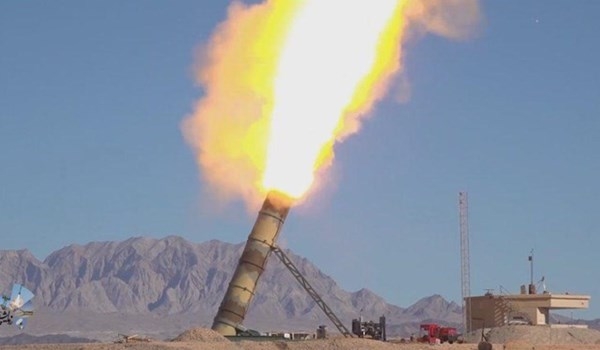 لأول مرة إيران تكشف عن صاروخ فرط صوتي