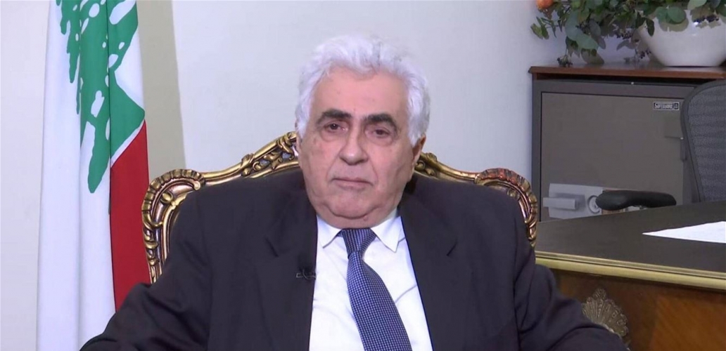 وزير خارجية لبنان يقدم استقالته لرئيس الحكومة.. 