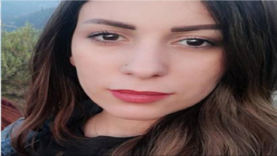 مستعملا كلاشنكوف.. شاب يخطف خطيبته السابقة من أمام منزلها