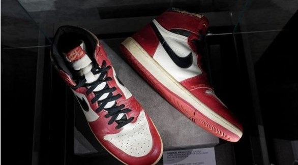 بيع حذاء أسطورة كرة السلة الأمريكية مايكل جوردان بـ615 ألف دولار