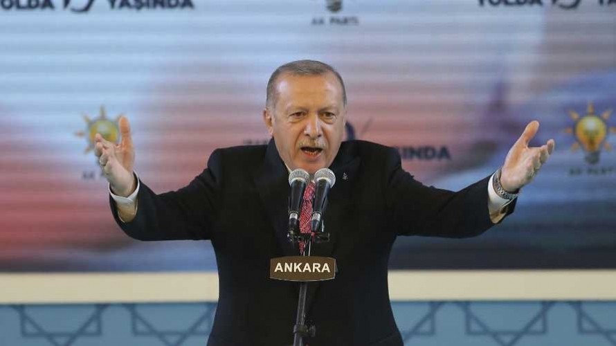في مسرحية نفاق جديدة .. أردوغان يلوح بسحب سفيره من ابو ظبي و ليس من تل ابيب