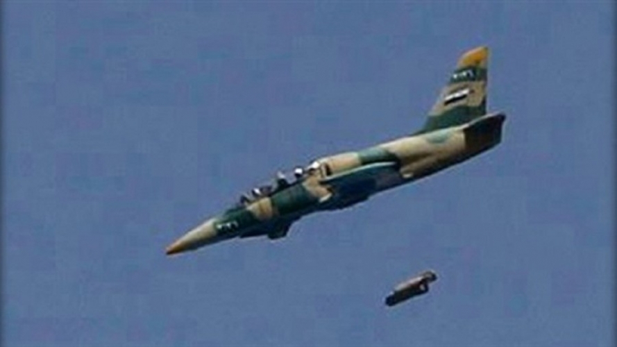 غارات للطيران الحربي.. على مواقع المسلحين بريف إدلب