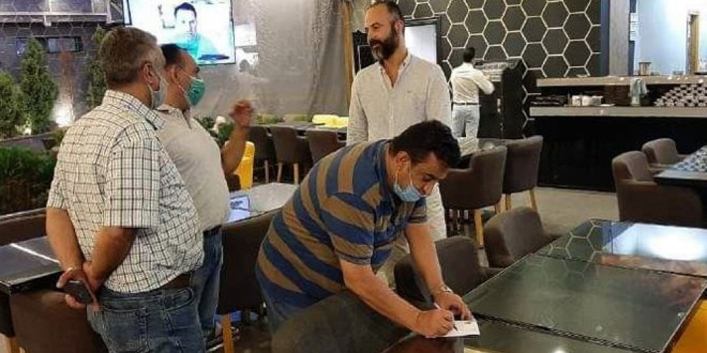49 ضبطاً بحق أصحاب مطاعم ومقاه لتقديمهم النراجيل في دمشق