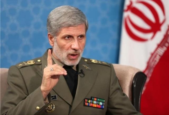 على رأس وفد عسكري.. وزير الدفاع الإيراني في روسيا