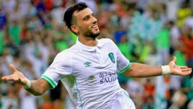 بعد 6 مواسم.. السومة يطلب الرحيل عن الأهلي السعودي