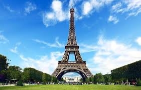 إخلاء برج ايفل في العاصمة الفرنسية باريس