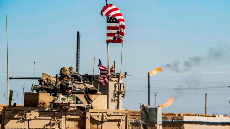 الاحتلال الأمريكي يواصل سرقة النفط السوري