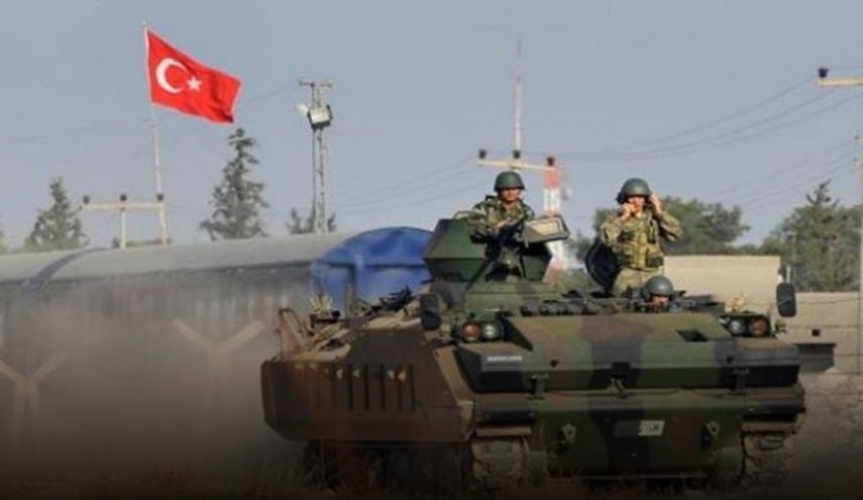 النظام التركي يبدأ بحفر خندق، على الحدود المقابلة لمدينة الدرباسية شمال الحسكة