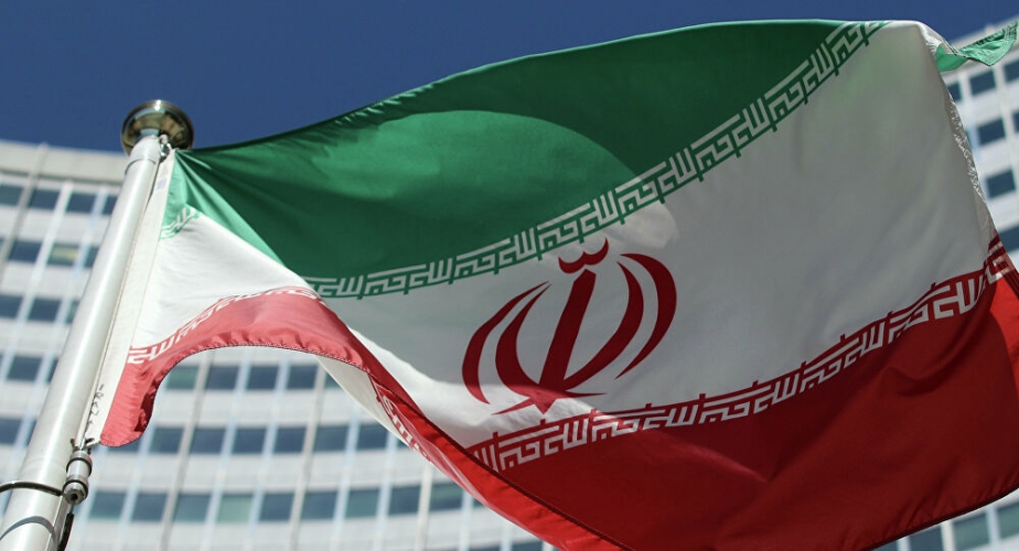 إيران تحذر الإمارات بسبب 
